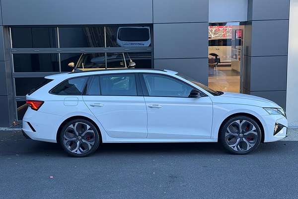 2025 SKODA Octavia RS NX
