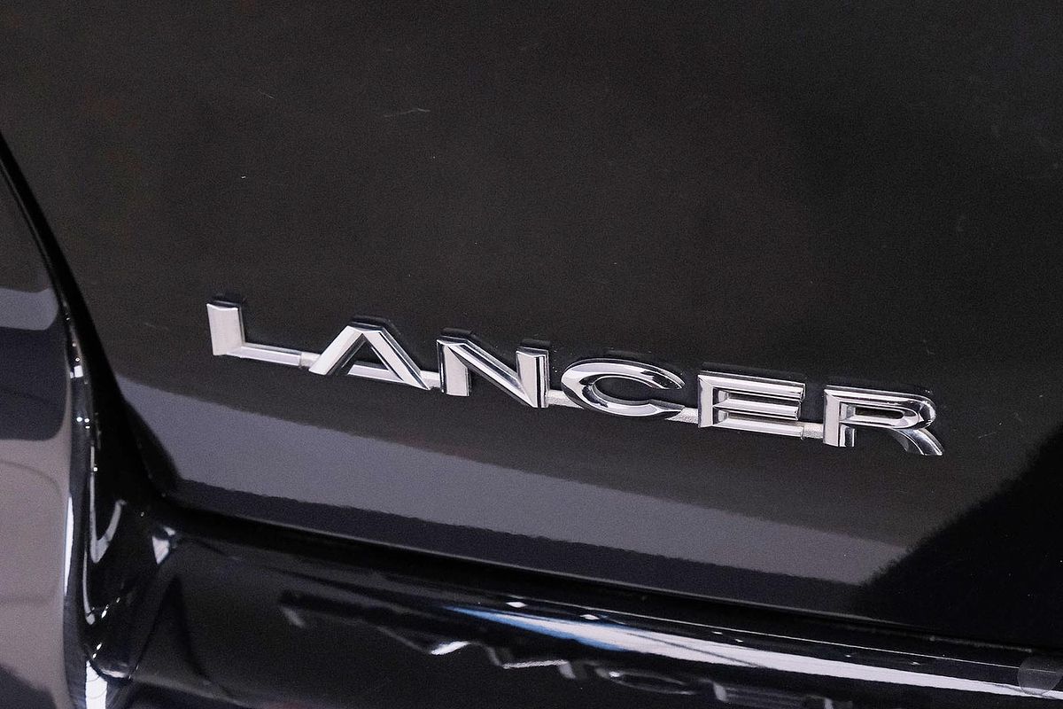 2017 Mitsubishi Lancer Black Edition CF