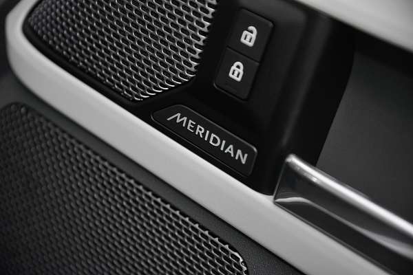 2020 Land Rover Defender 110 D240 First Edition L663