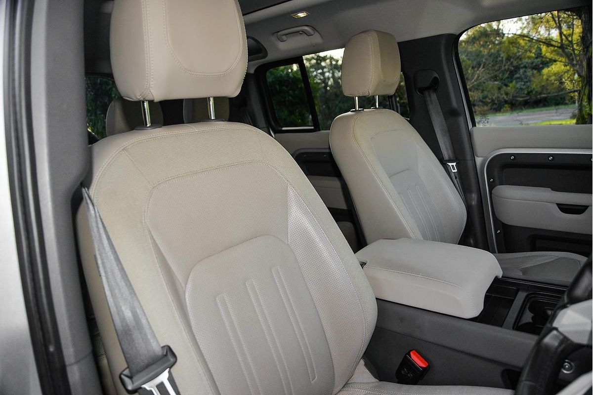 2020 Land Rover Defender 110 D240 First Edition L663