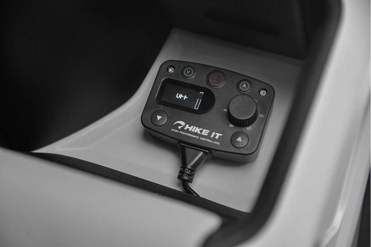 2020 Land Rover Defender 110 D240 First Edition L663