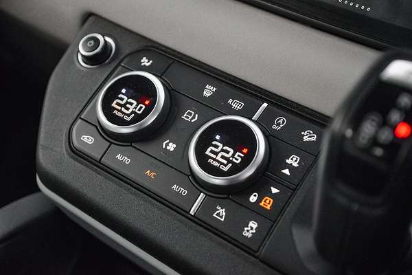 2020 Land Rover Defender 110 D240 First Edition L663