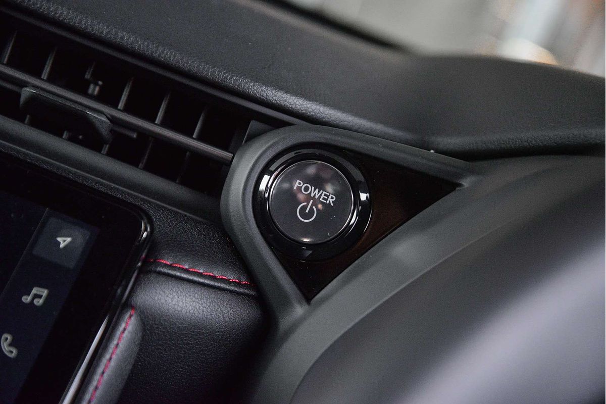 2024 Lexus LBX Luxury MAYH10R