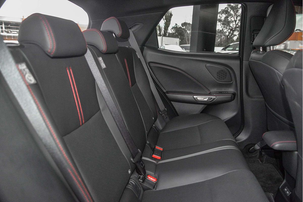 2024 Lexus LBX Luxury MAYH10R
