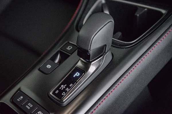 2024 Lexus LBX Luxury MAYH10R