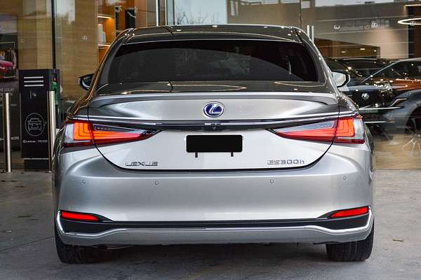 2020 Lexus ES ES300h Luxury AXZH10R