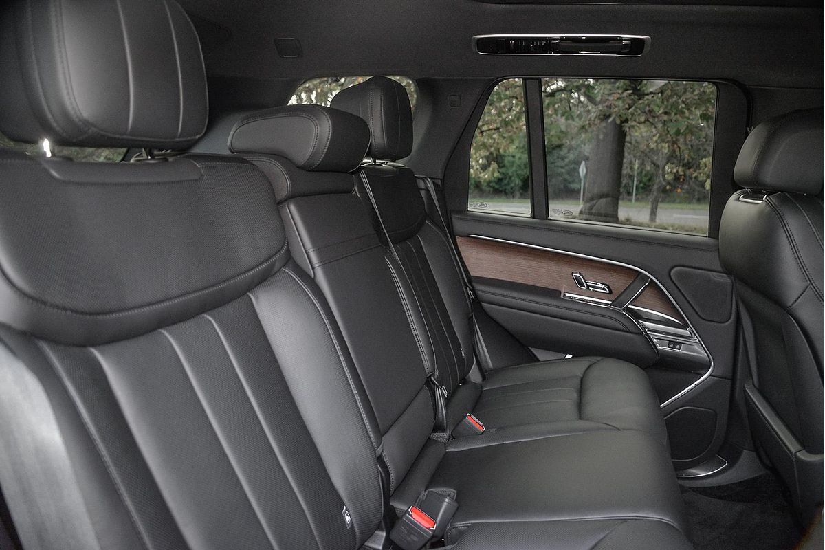 2025 Land Rover Range Rover D350 HSE L460