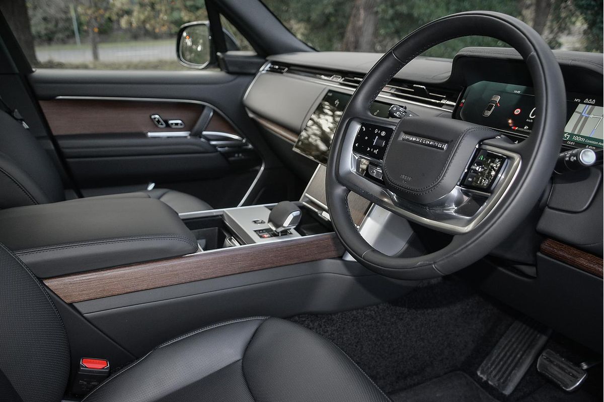 2025 Land Rover Range Rover D350 HSE L460