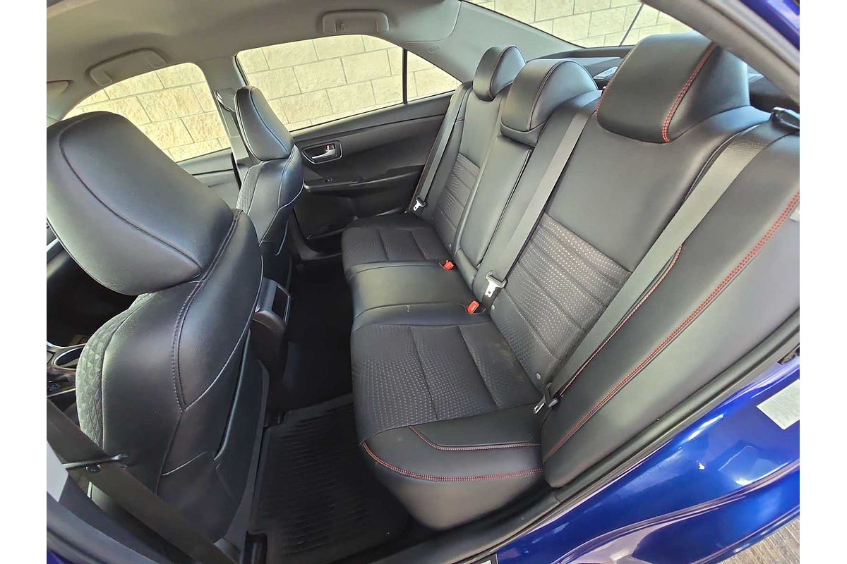 2015 Toyota Camry SE
