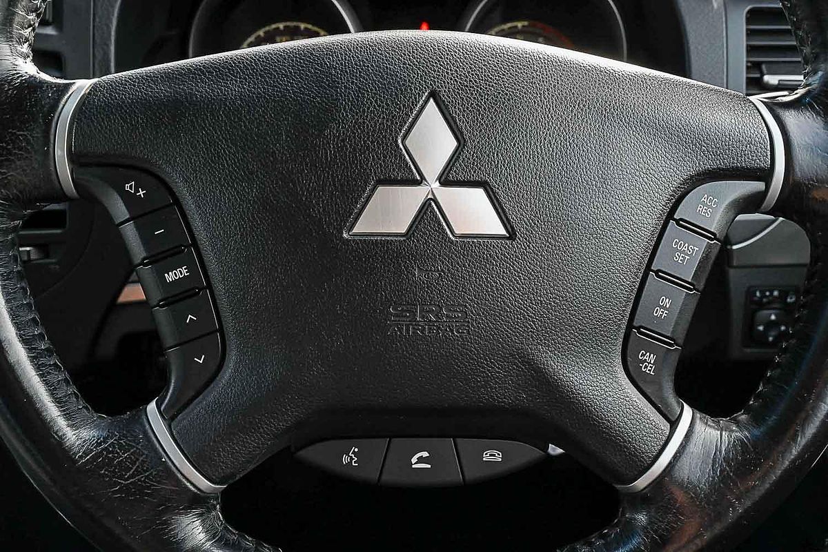 2014 Mitsubishi Pajero GLX-R NW