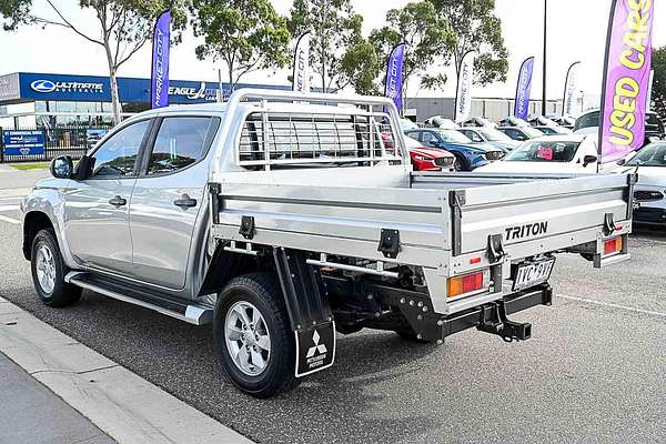 2022 Mitsubishi Triton GLX MR 4X4