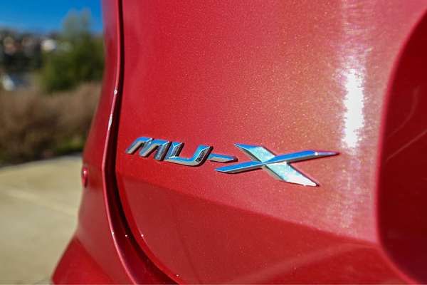 2023 Isuzu MU-X LS-M