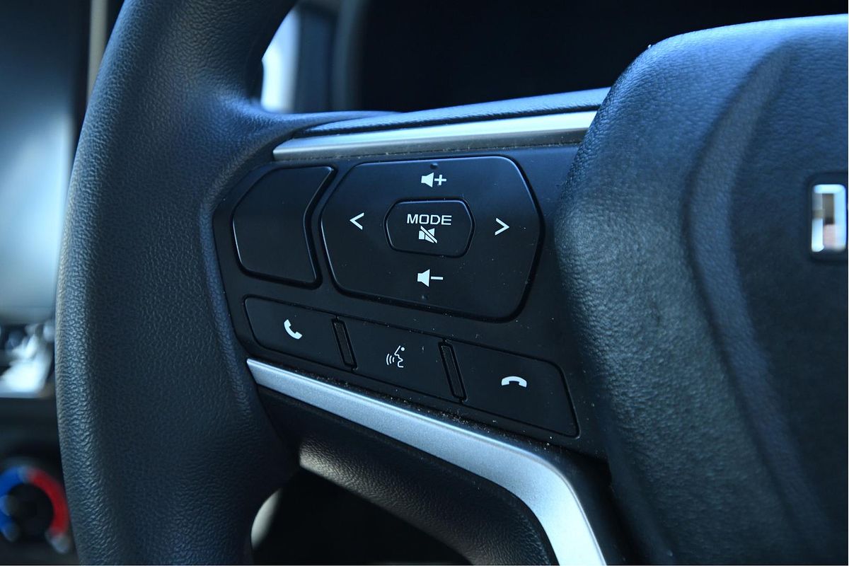 2023 Isuzu MU-X LS-M