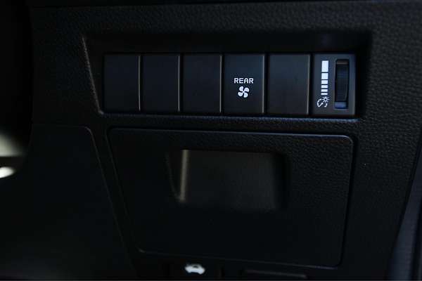 2023 Isuzu MU-X LS-M