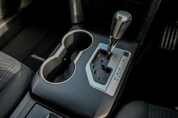 2015 Toyota Camry Atara S ASV50R