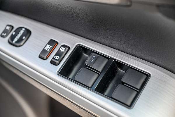 2015 Toyota Camry Atara S ASV50R