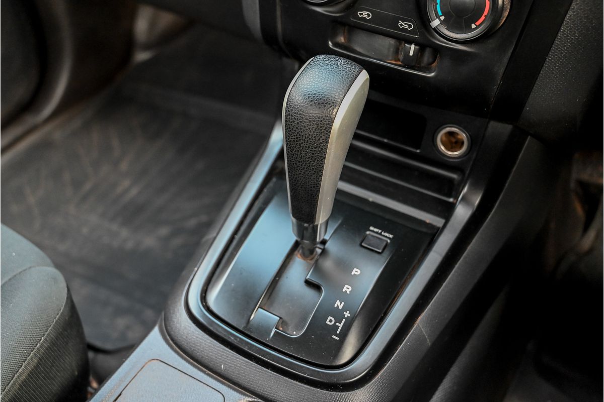 2018 Isuzu D-MAX SX High Ride Rear Wheel Drive