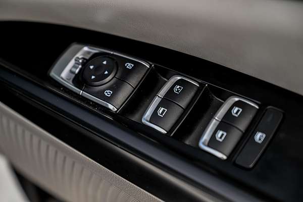 2022 Kia Carnival S KA4