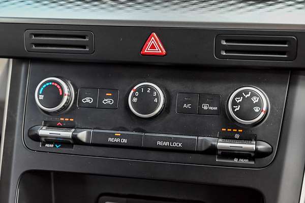 2022 Kia Carnival S KA4