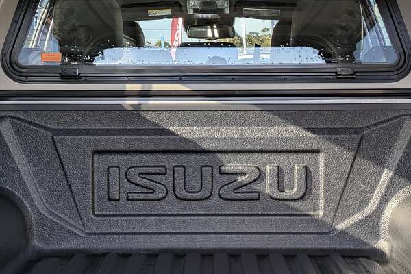 2024 Isuzu D-MAX LS-U+ 4X4