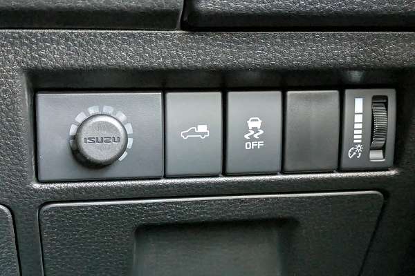 2024 Isuzu D-MAX LS-U+ 4X4