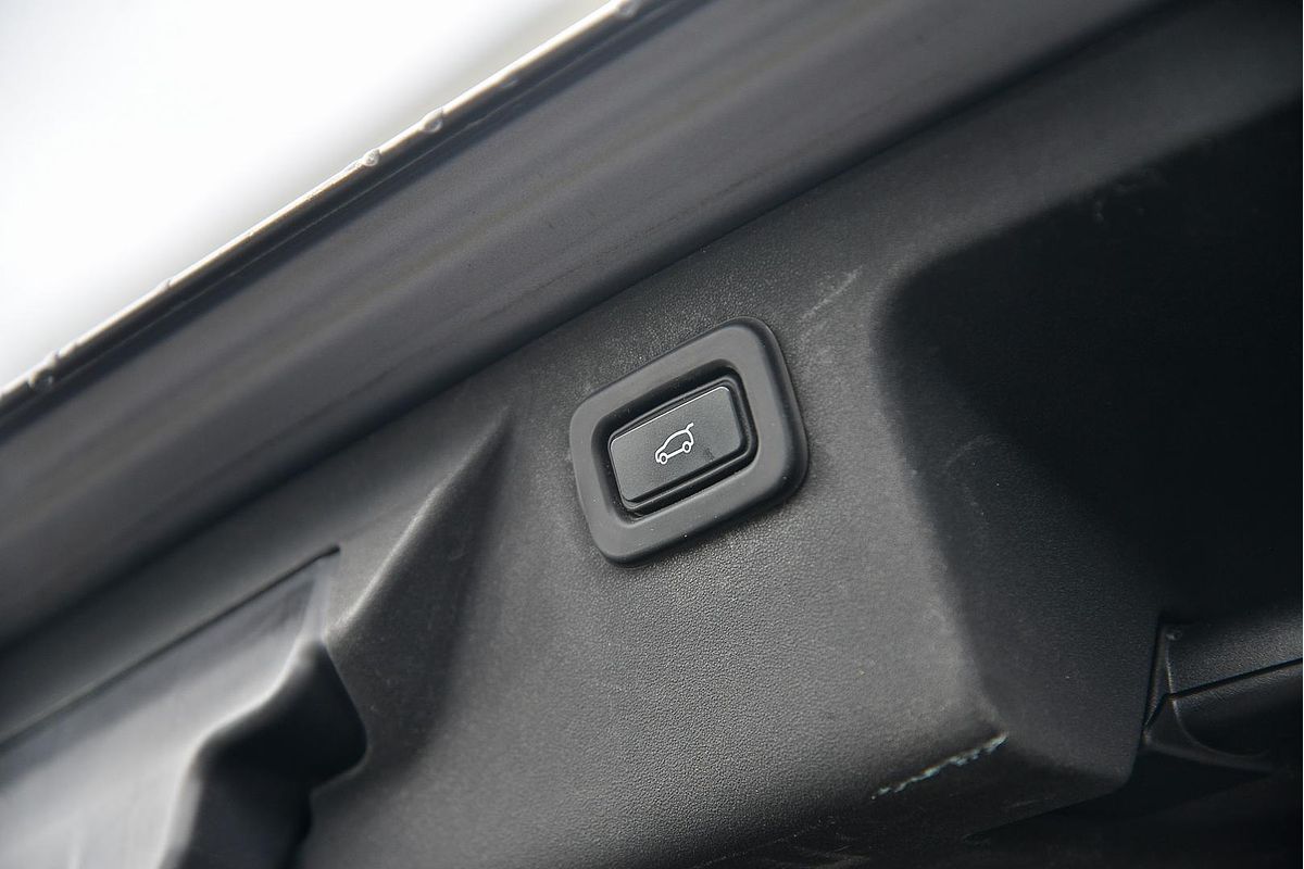 2019 Land Rover Discovery Sport D240 R-Dynamic HSE L550