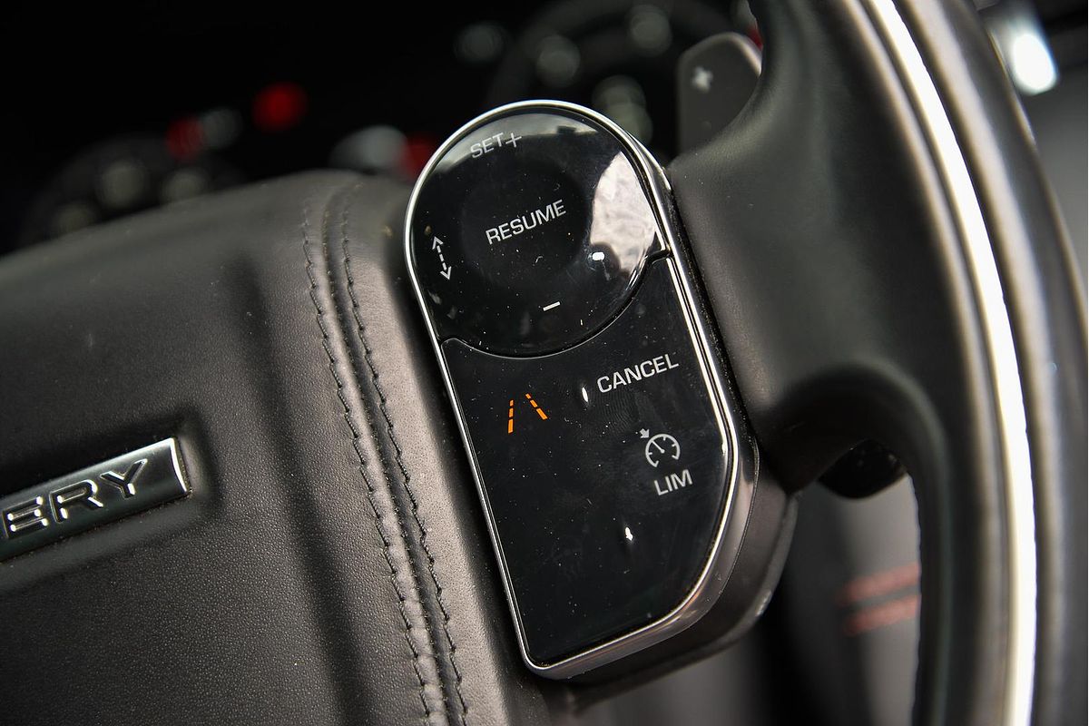 2019 Land Rover Discovery Sport D240 R-Dynamic HSE L550