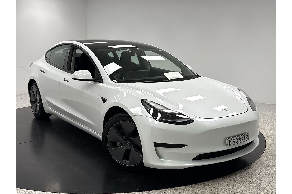 2022 Tesla Model 3 Rear-Wheel Drive