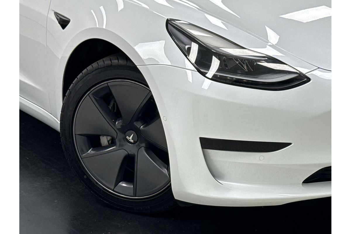 2022 Tesla Model 3 Rear-Wheel Drive