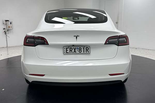 2022 Tesla Model 3 Rear-Wheel Drive