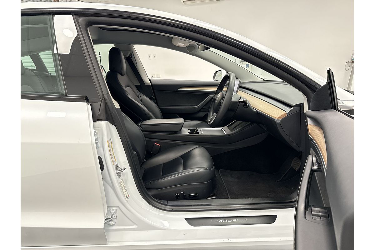 2022 Tesla Model 3 Rear-Wheel Drive