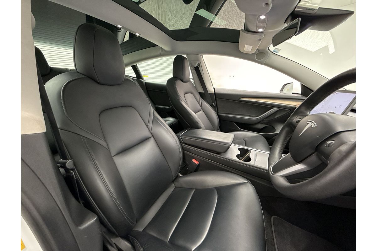 2022 Tesla Model 3 Rear-Wheel Drive