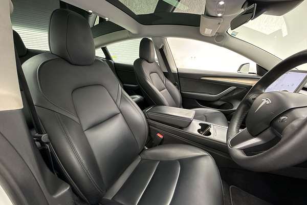2022 Tesla Model 3 Rear-Wheel Drive