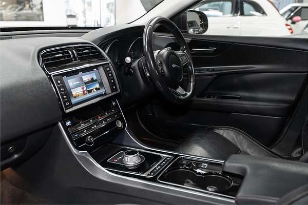 2015 Jaguar XE 20d Prestige X760