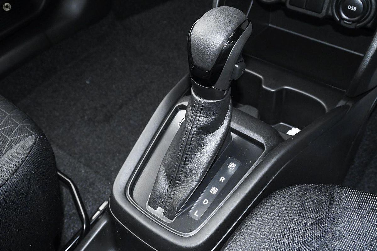 2024 Suzuki Swift Hybrid UZ