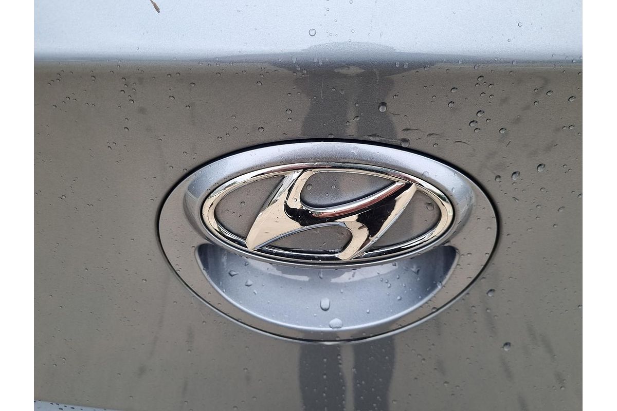 2018 Hyundai Accent Sport RB6