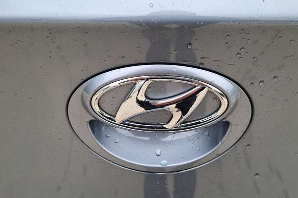 2018 Hyundai Accent Sport RB6