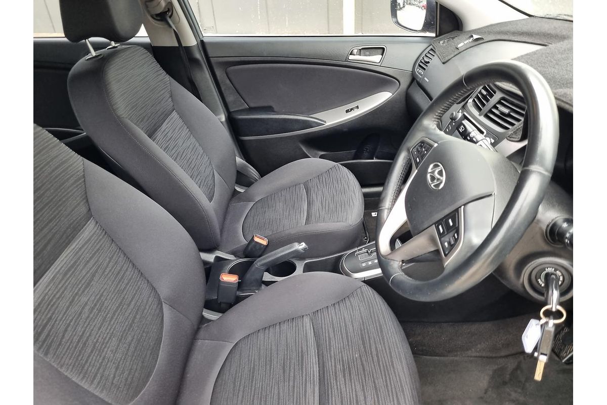 2018 Hyundai Accent Sport RB6