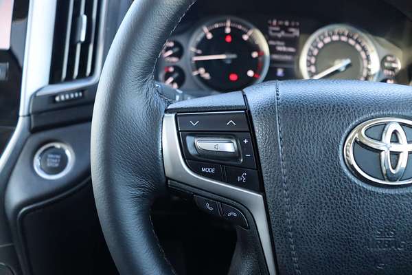 2017 Toyota Landcruiser VX VDJ200R