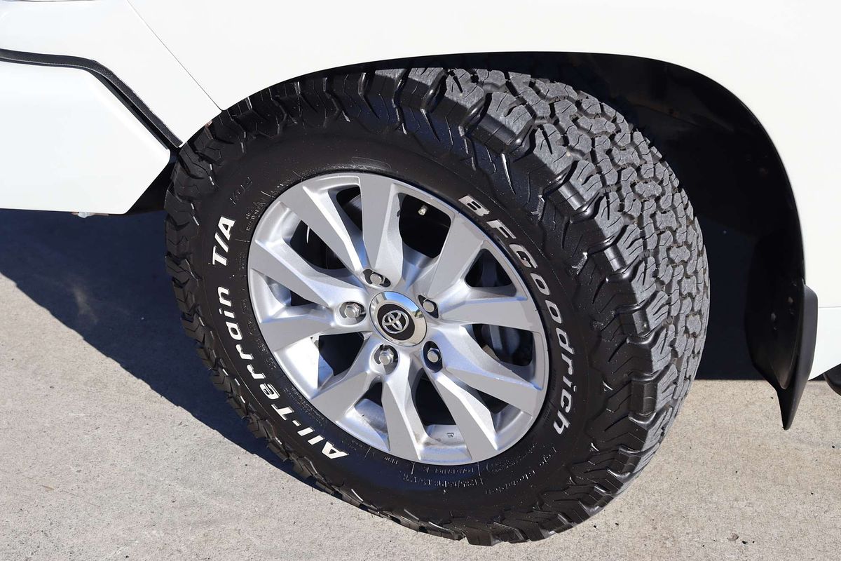 2017 Toyota Landcruiser VX VDJ200R