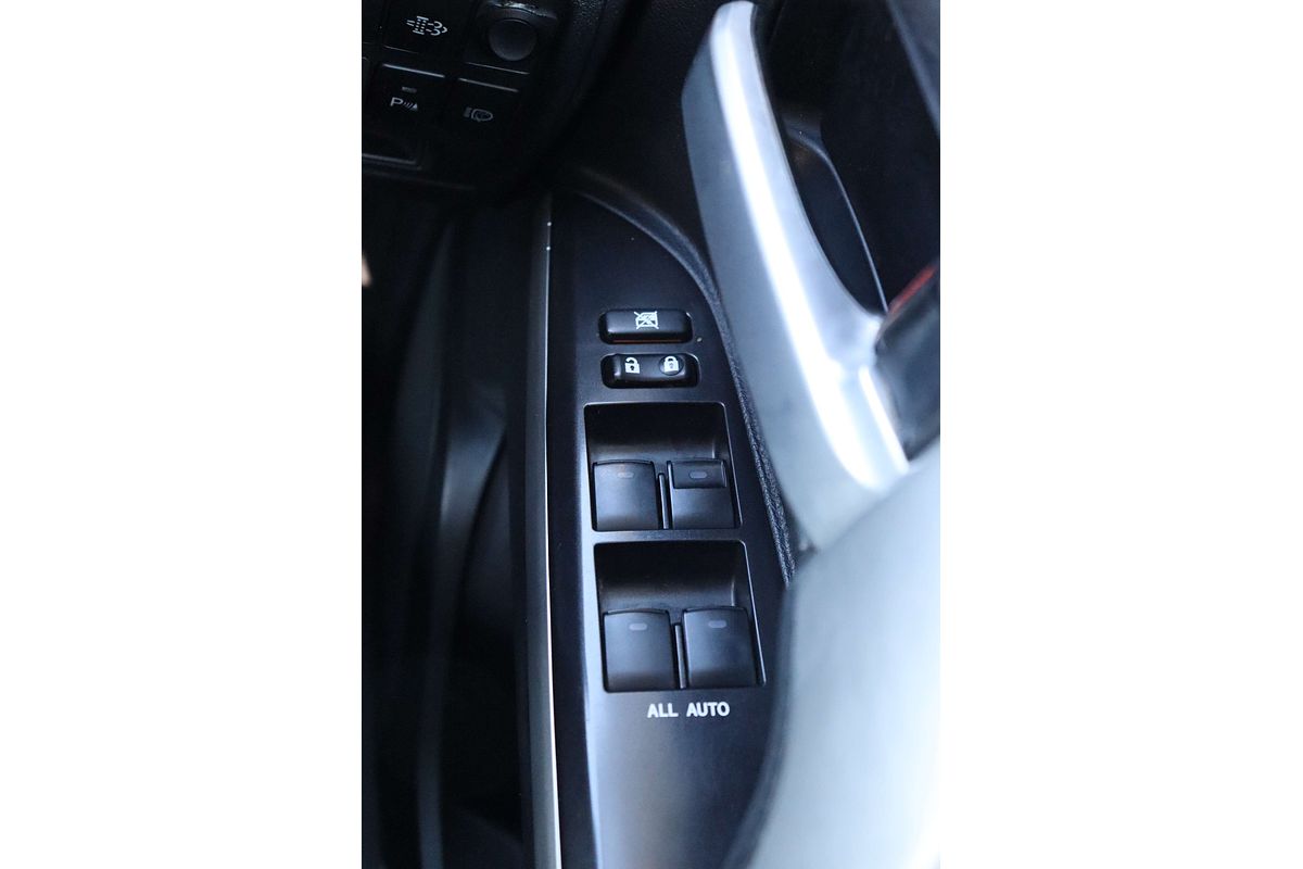 2017 Toyota Landcruiser VX VDJ200R