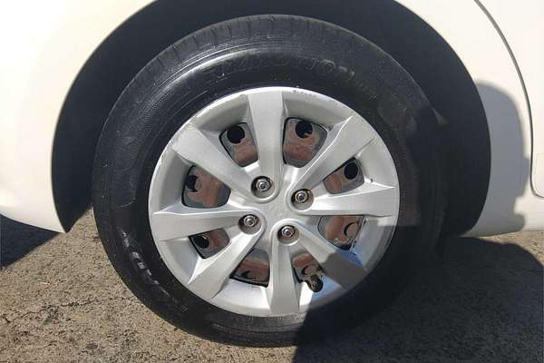 2015 Kia Rio S UB