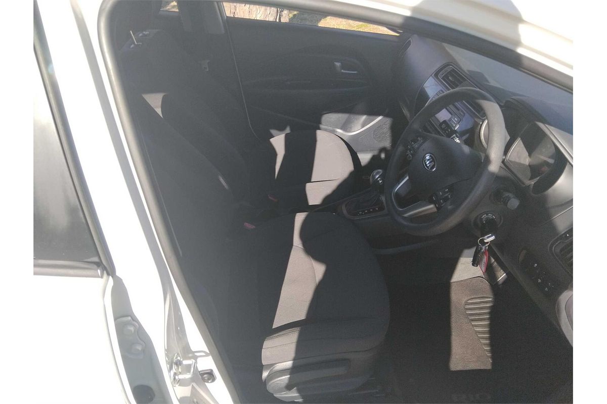 2015 Kia Rio S UB