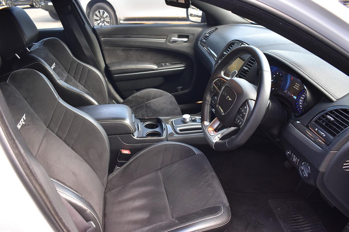 2016 Chrysler 300 SRT LX