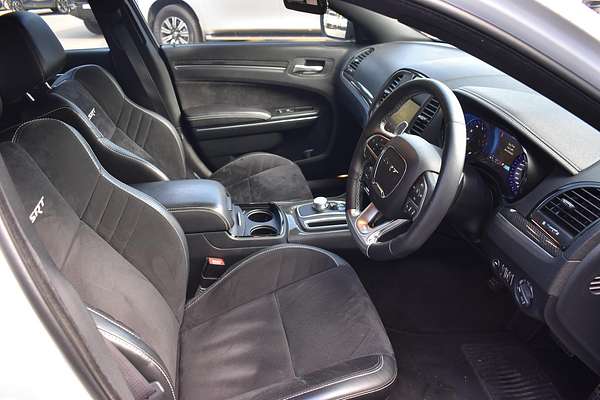 2016 Chrysler 300 SRT LX