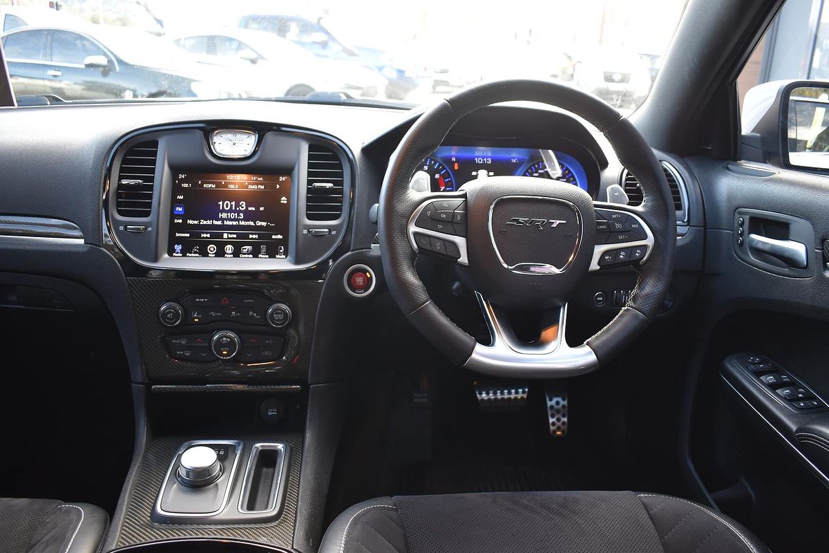 2016 Chrysler 300 SRT LX