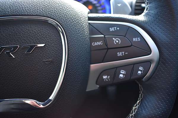 2016 Chrysler 300 SRT LX