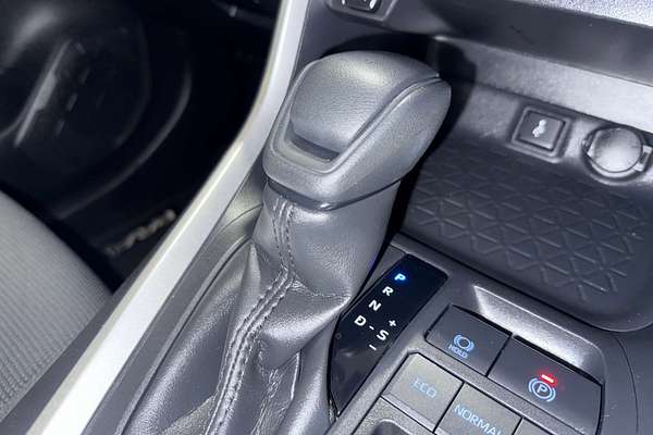 2021 Toyota RAV4 GX AXAH52R