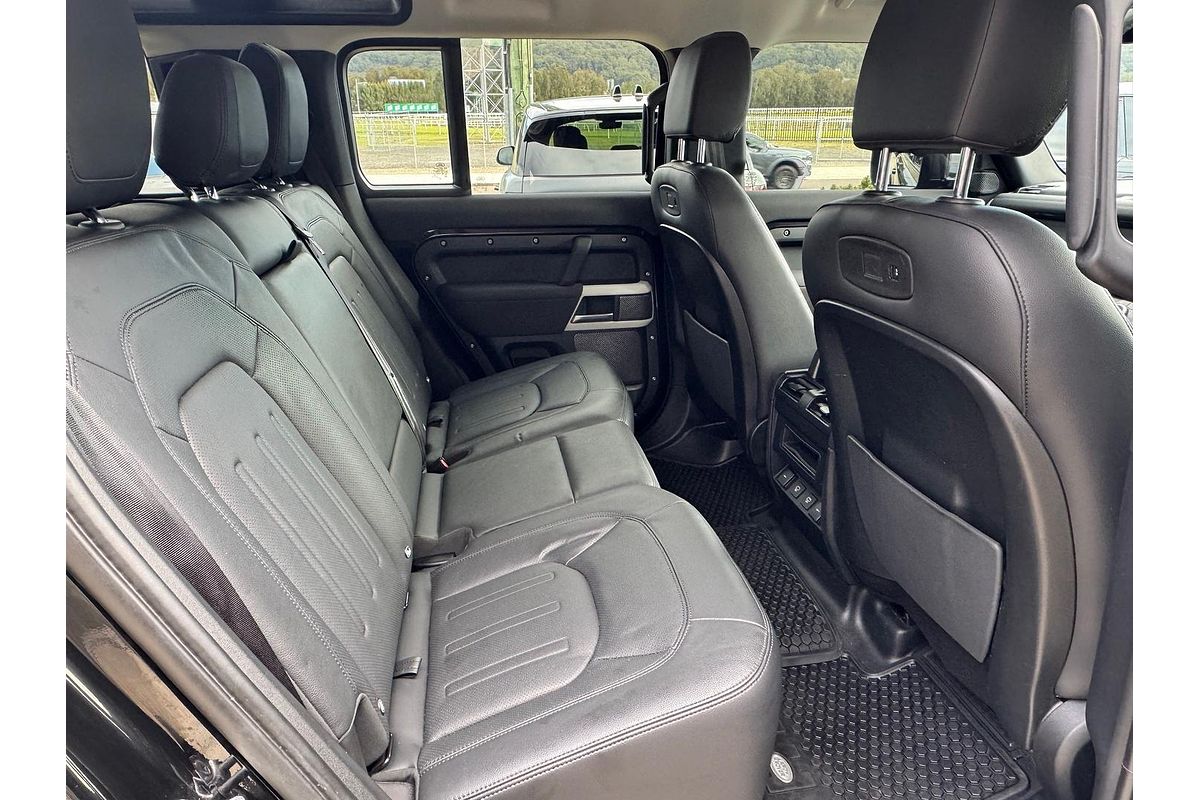 2021 Land Rover Defender 110 P400 XS Edition L663