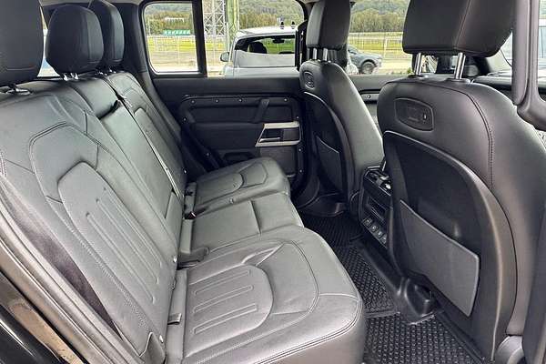 2021 Land Rover Defender 110 P400 XS Edition L663